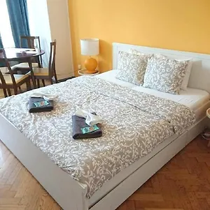 Cozy In The Heart Of Old Near The Charles Bridge Apartment