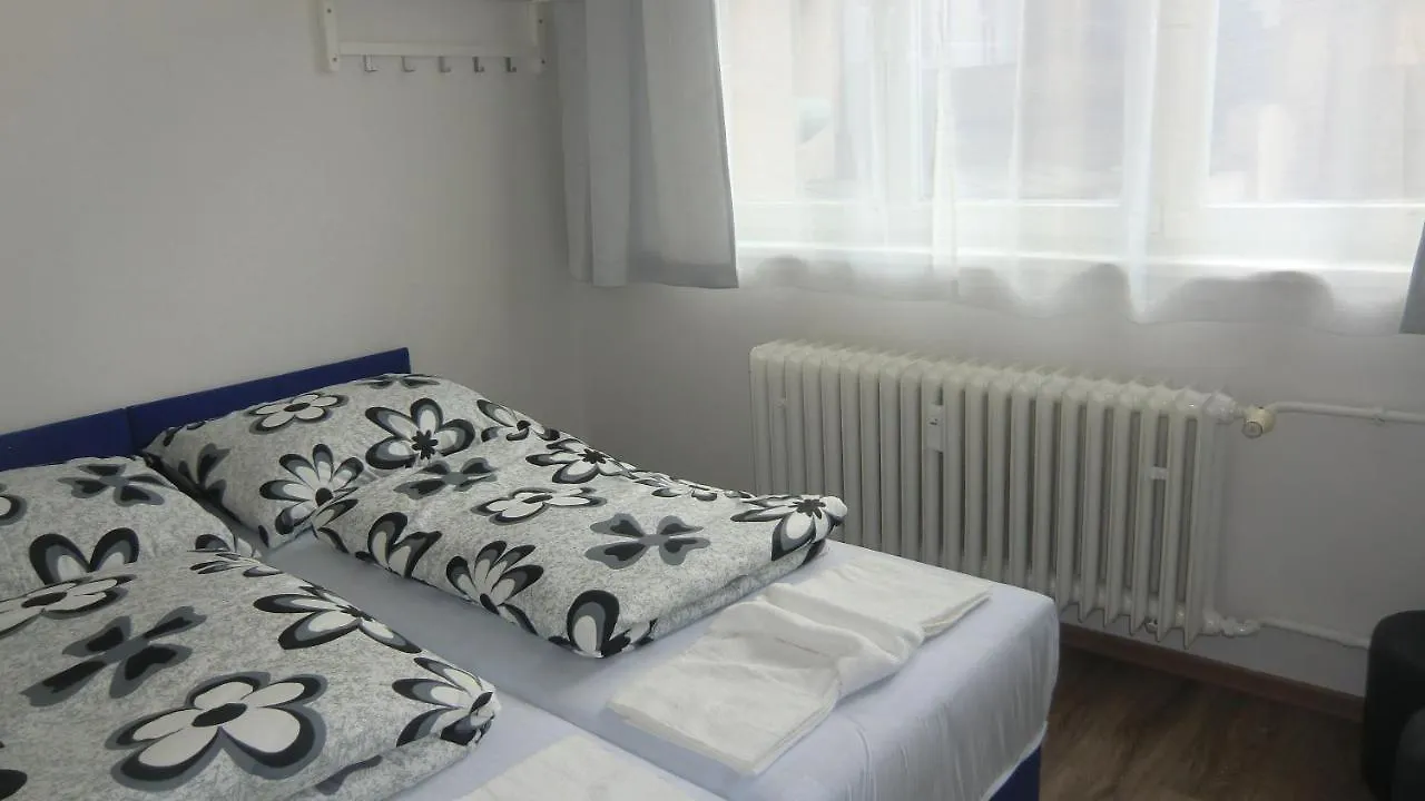 Hu Apartment Prague Czech Republic
